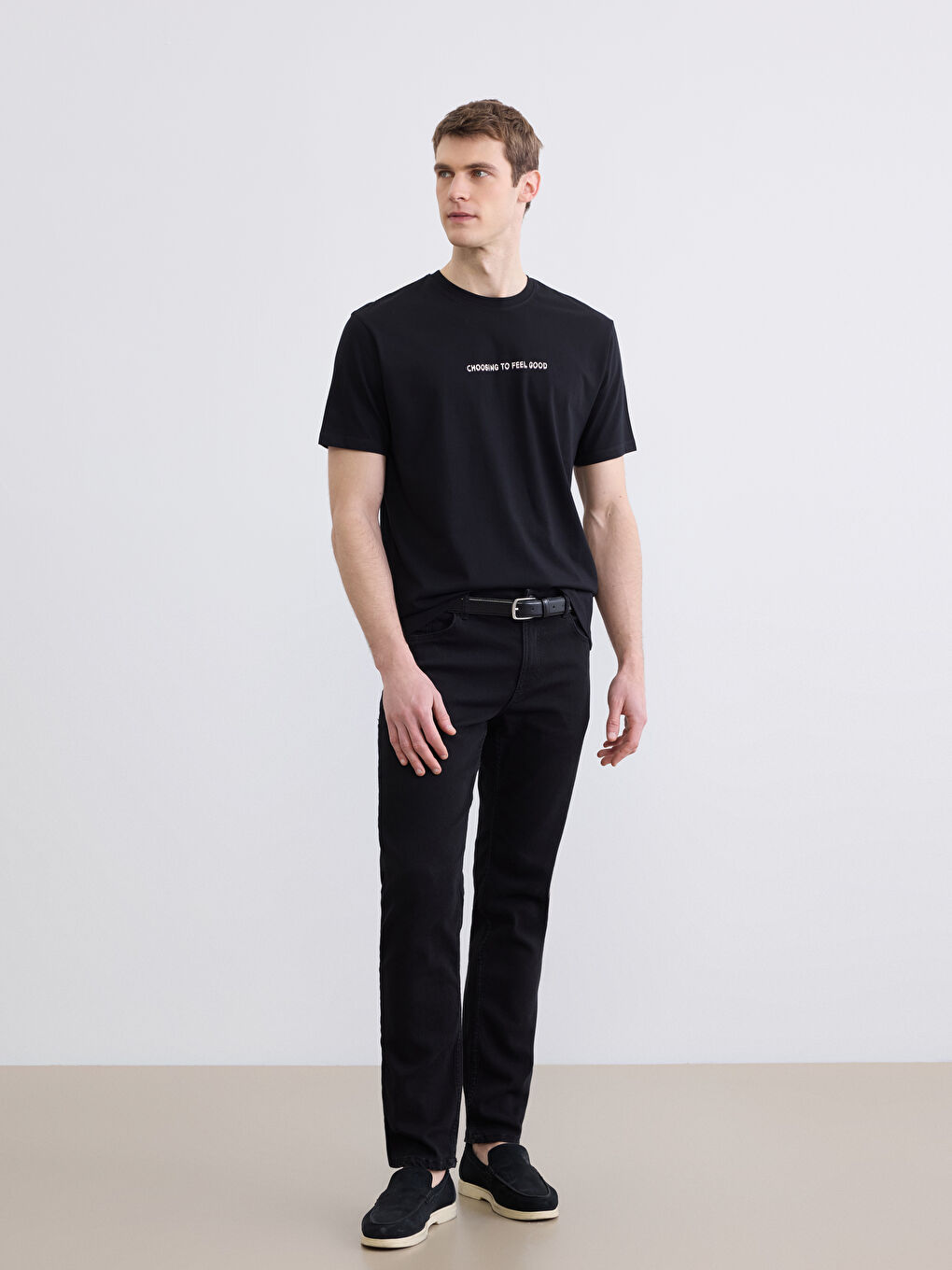 Siyah  Bisiklet Yaka Baskılı Erkek Tişört-1