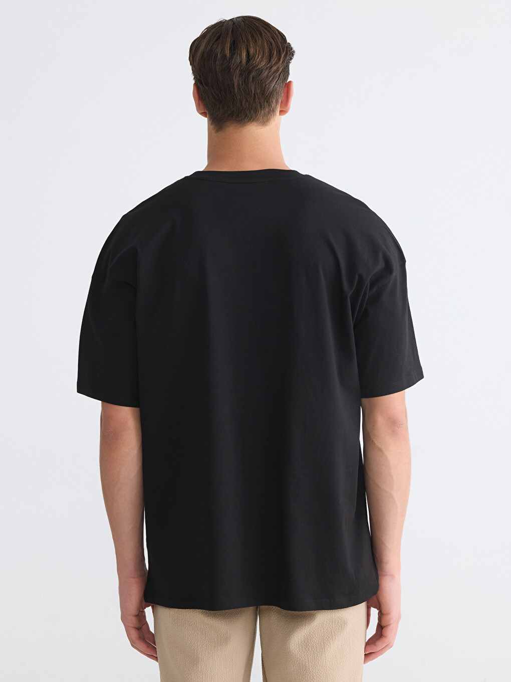 Siyah Loose Fit Bisiklet Yaka Baskılı Erkek Tişört-3