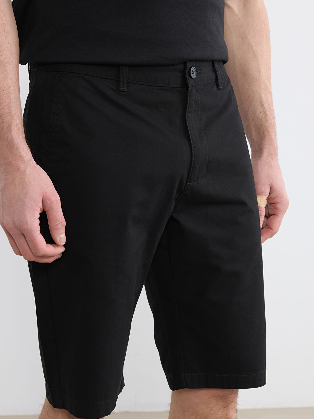 Siyah Standart Kalıp Erkek Şort-2