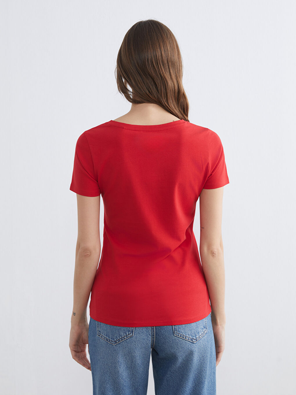 әйелдерге арналған v жағалы футболка-3