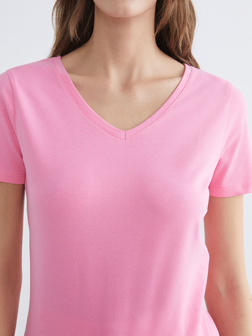 әйелдерге арналған v жағалы футболка-2