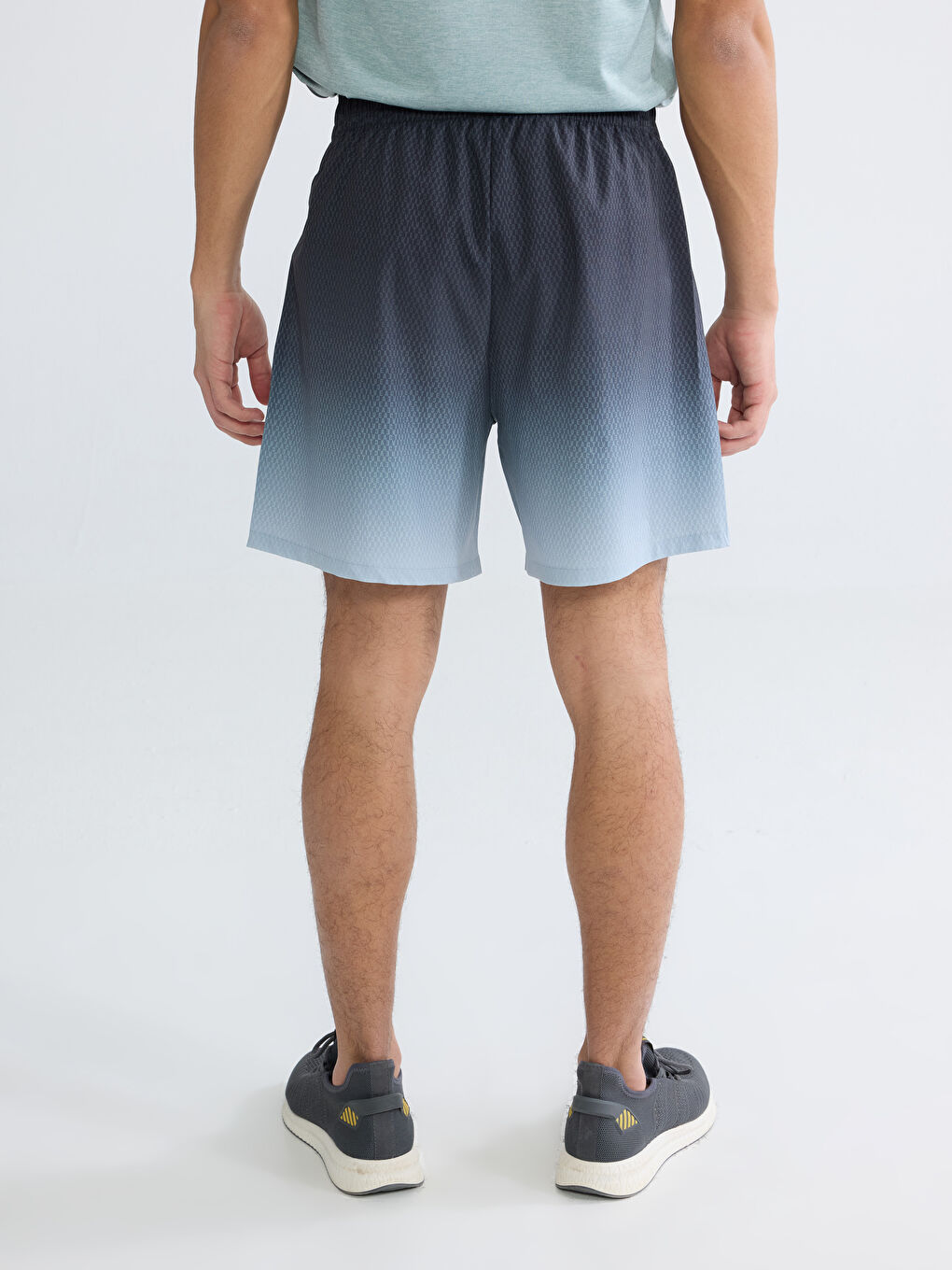 Siyah Standart Kalıp Erkek Spor Şort-3