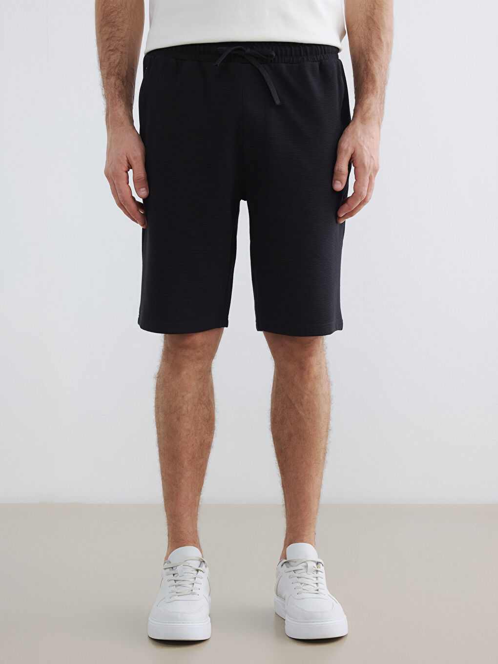 شورت رجالي أوتومان بقصة عادية-1