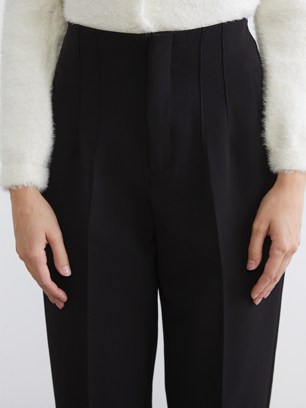 High Waisted Carrot Fit Women's Trousers-2