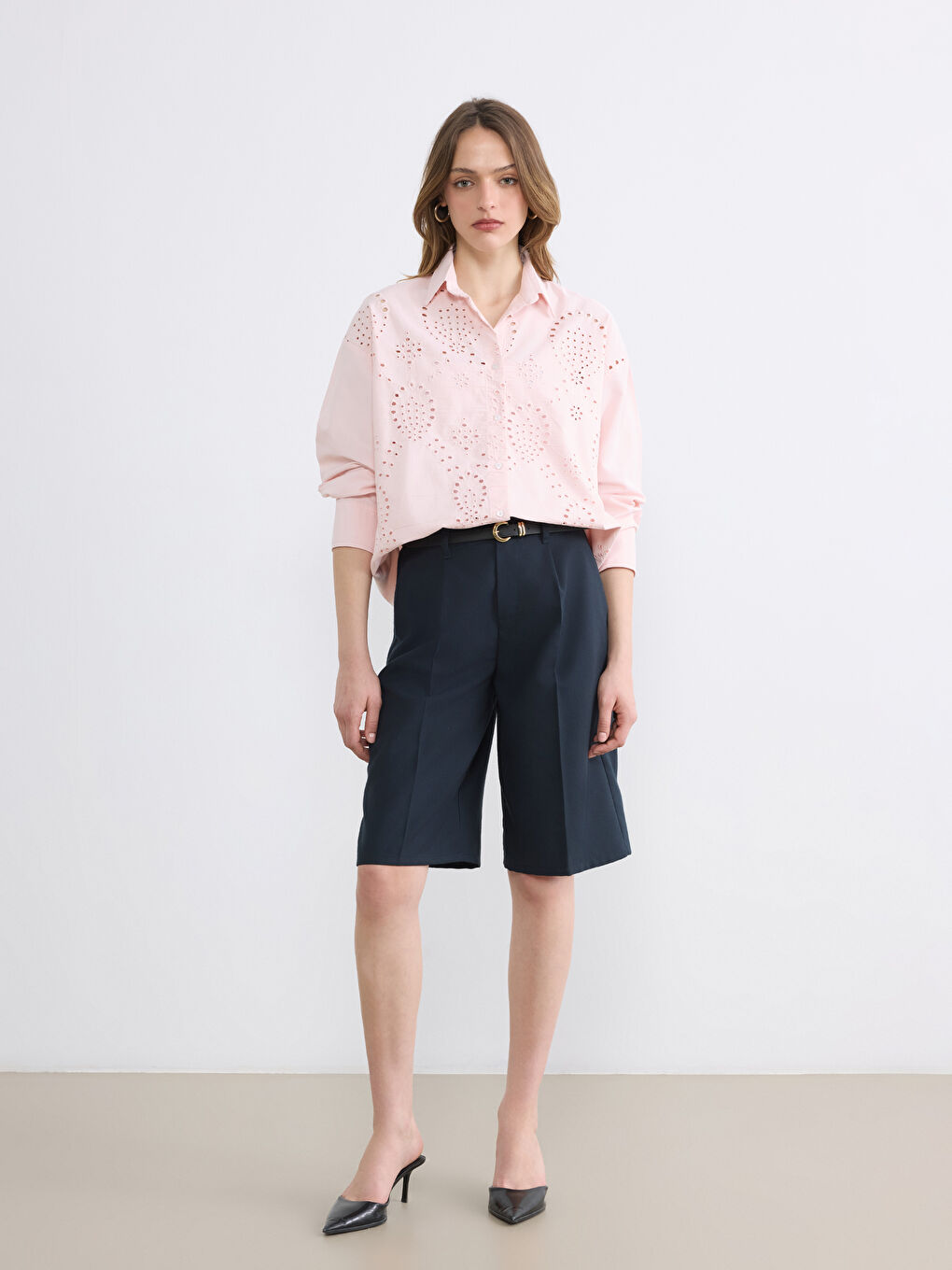 Chemise Femme en broderie brodée-1