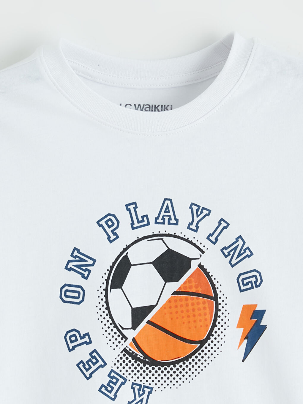 Beyaz Bisiklet Yaka Baskılı Erkek Çocuk Tişört-1