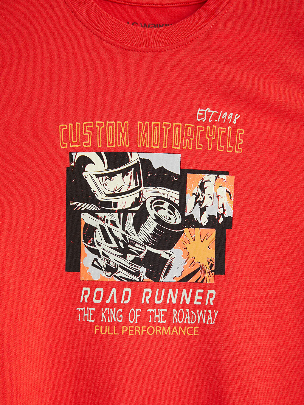 Kırmızı Bisiklet Yaka Road Runner Baskılı Erkek Çocuk Tişört-2