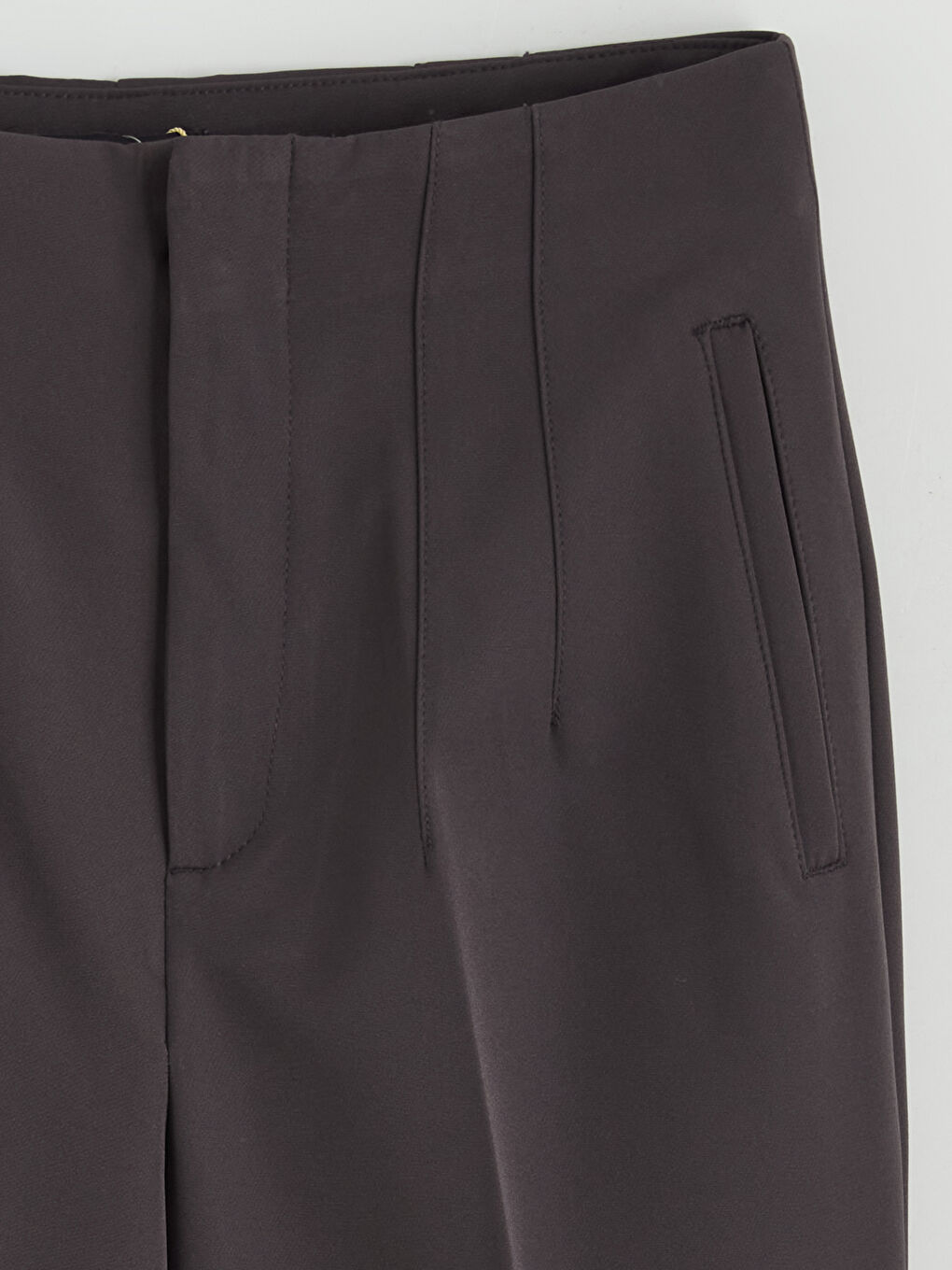 Брюки с высокой посадкой и расклешённым кроем-5