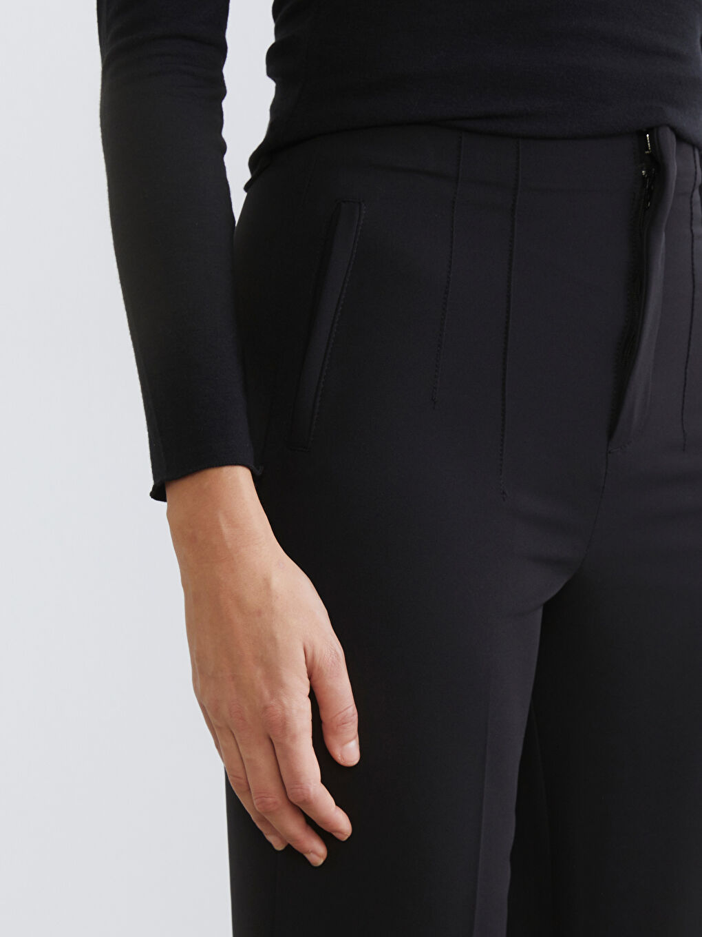 Woman BLACK Trousers-2