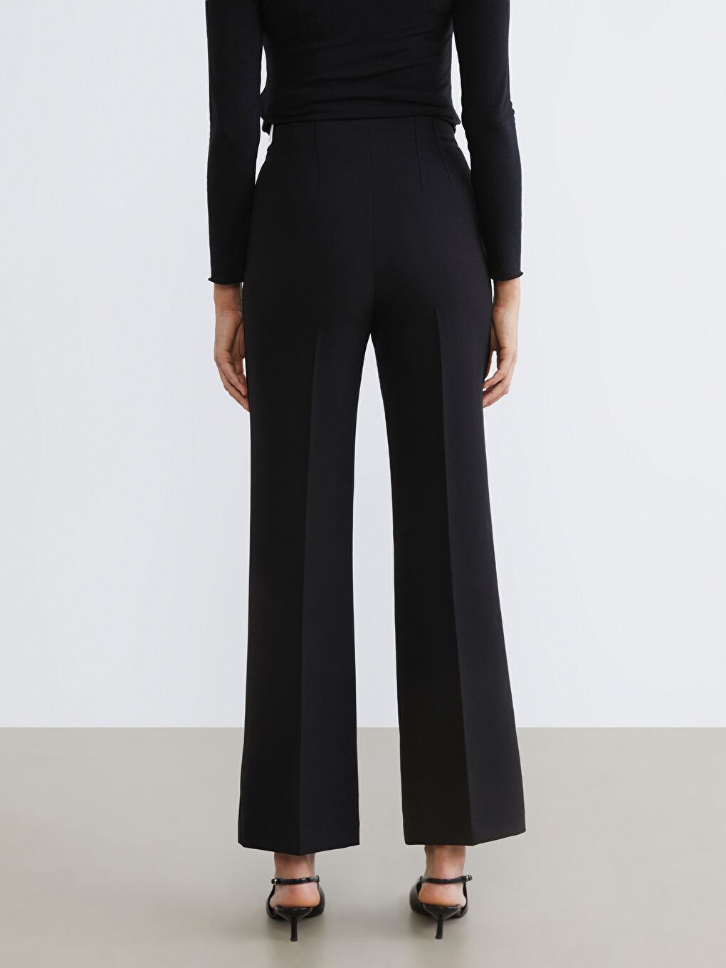 Woman BLACK Trousers-3