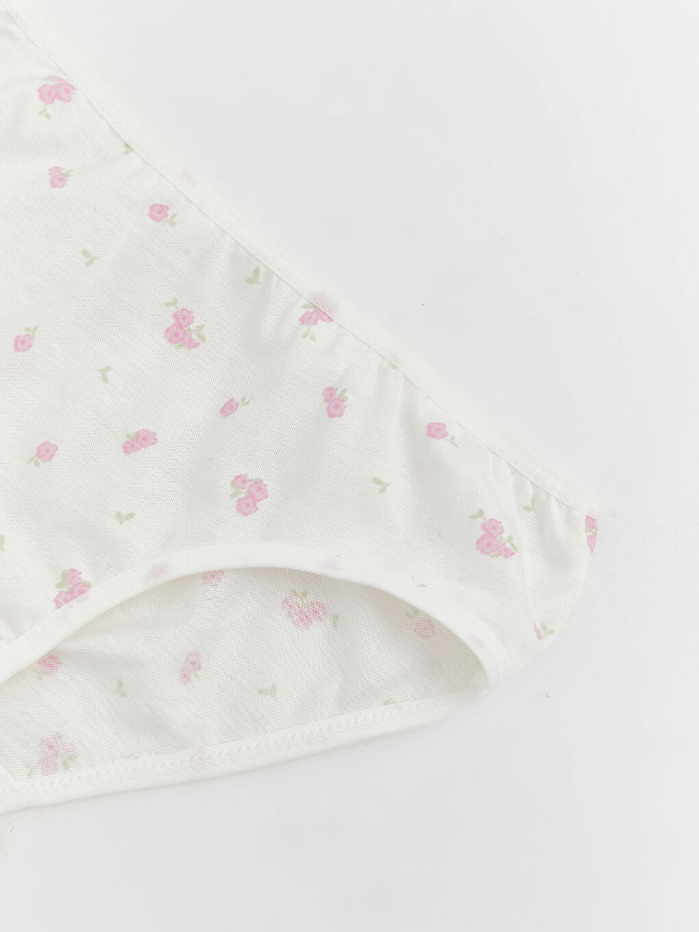 Beyaz Çiçek Desenli Kız Çocuk Külot-1