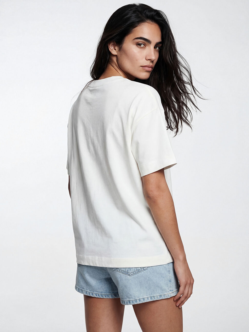 Crew Neck Embroidered Oversize Women's T-Shirt-3
