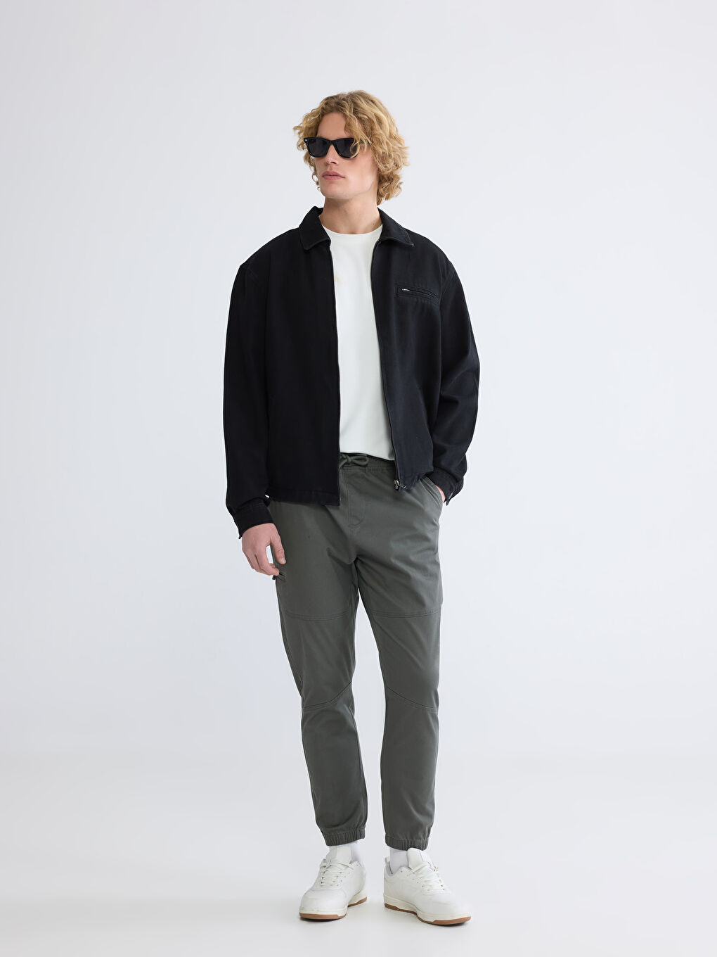 چاکەتی جینز ڕه‌ش پیاو-1