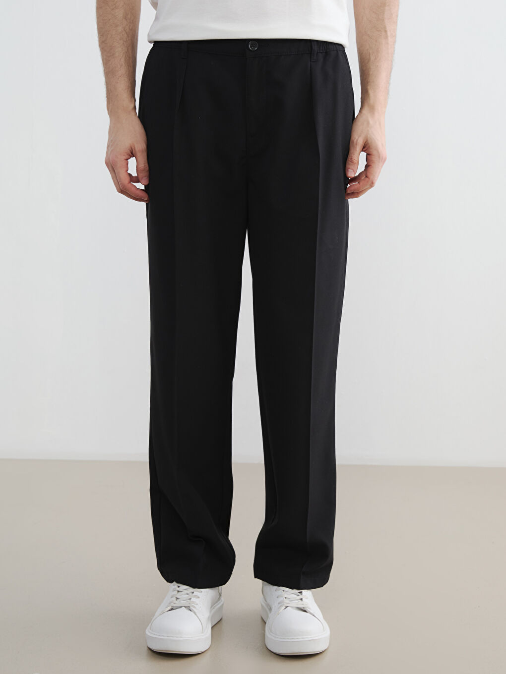 Man BLACK Trousers-1