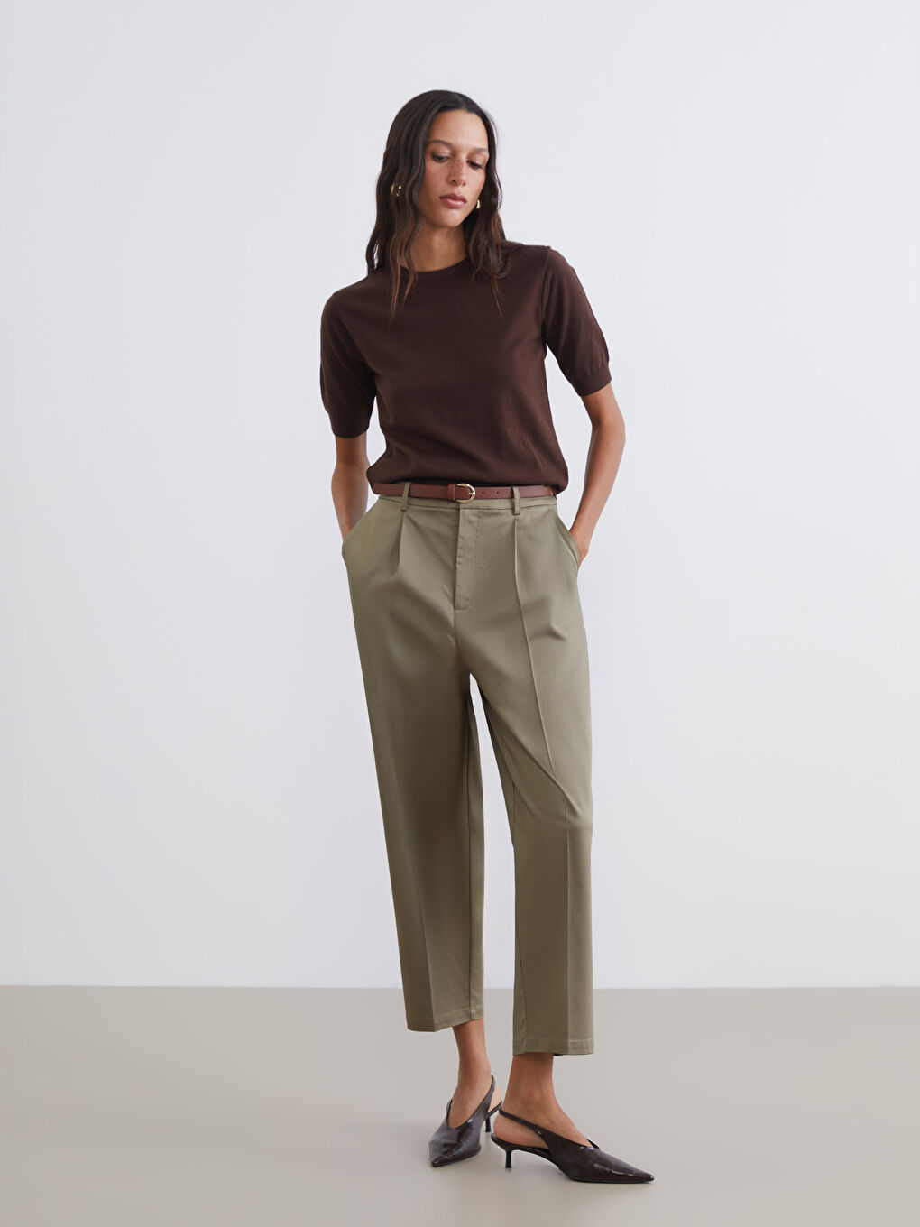 Pantaloni eleganți KAKI Femeie