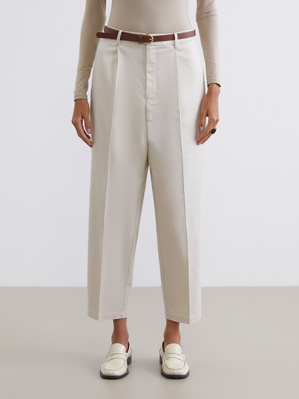 ქალი ბეჟი ოფიციალური შარვალი-1