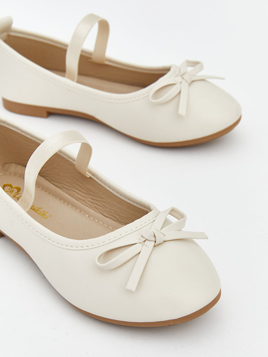 أحذية باليه مسطحة بيج طفلة-2