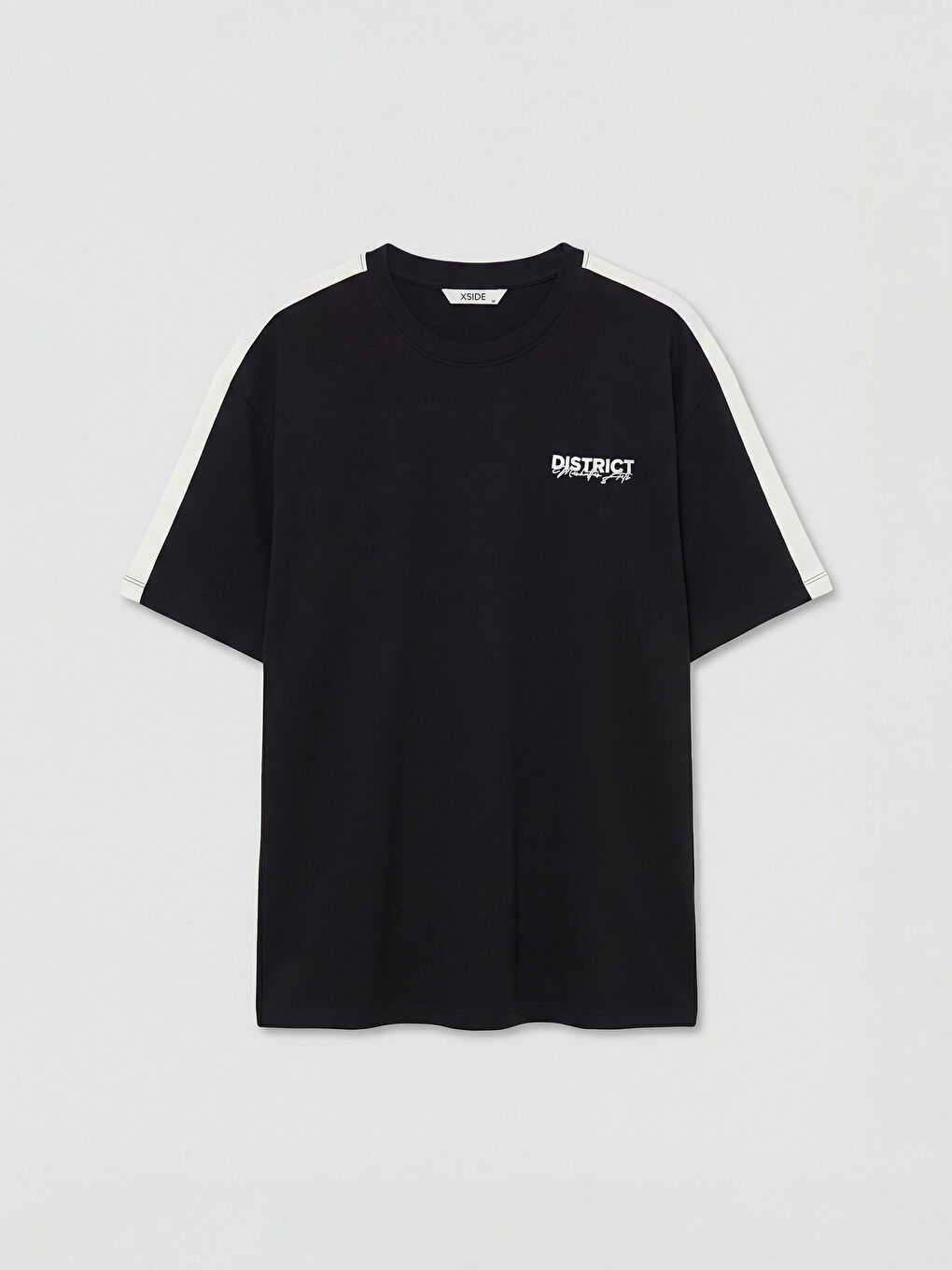 მამაკაცები შავი მაისურები და ზედები-3