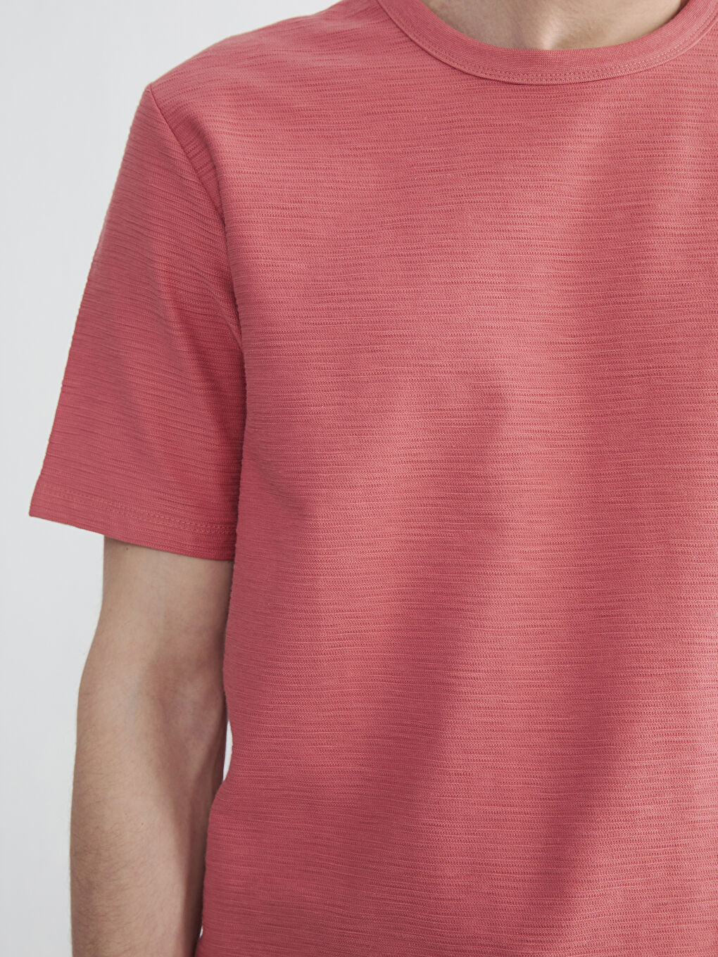 Pembe Bisiklet Yaka Erkek Tişört-2