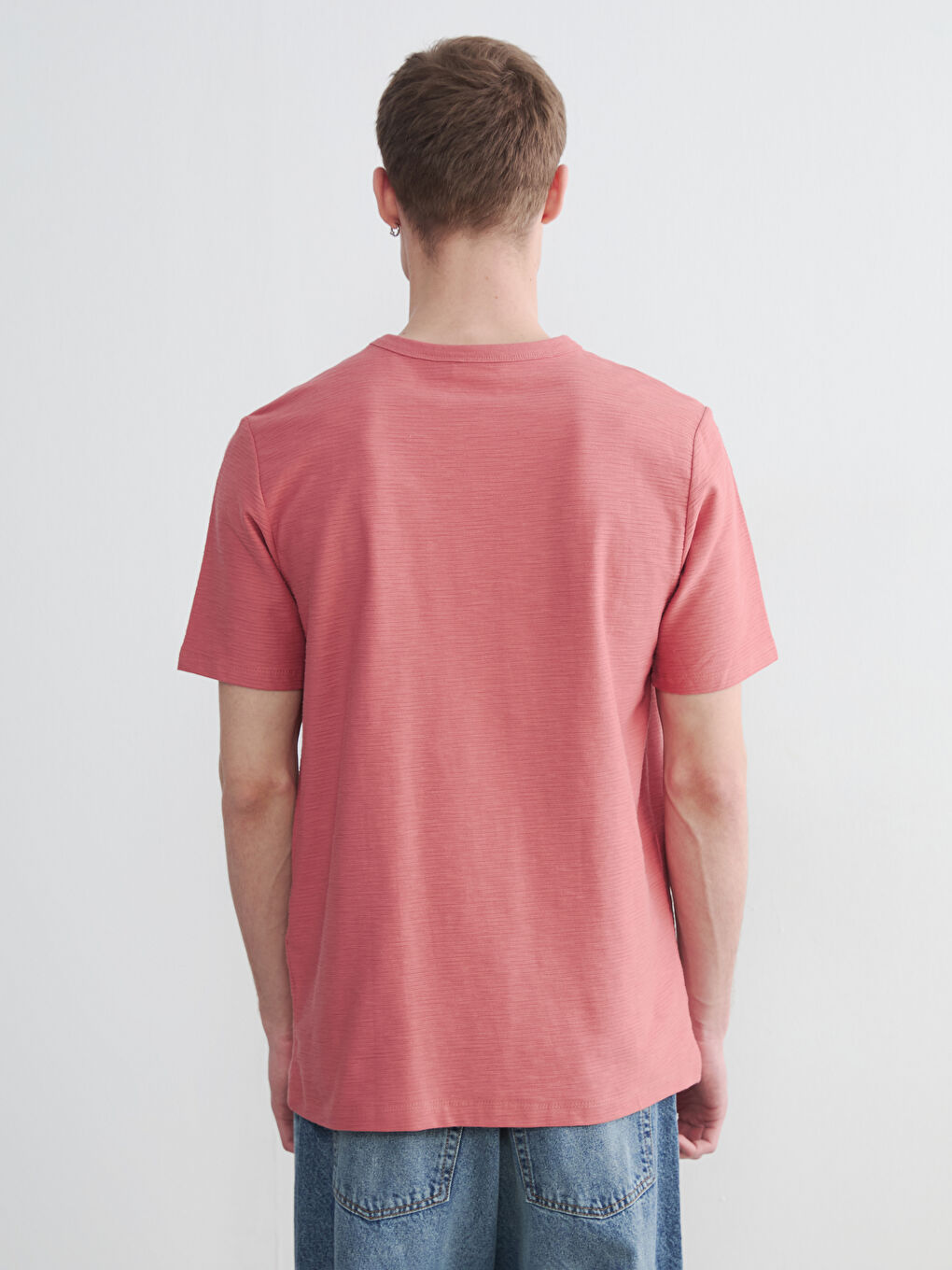 Pembe Bisiklet Yaka Erkek Tişört-3