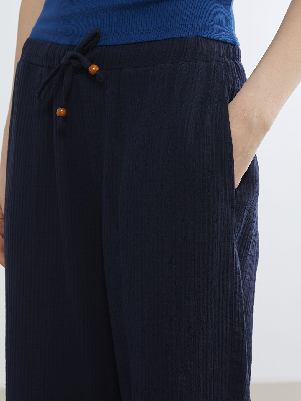 Textured Women's Trousers with Elastic Waistband-2