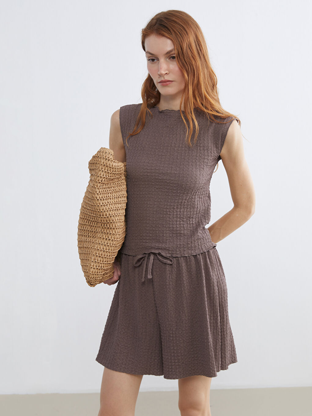 Kahverengi Bisiklet Yaka Dokulu Bluz