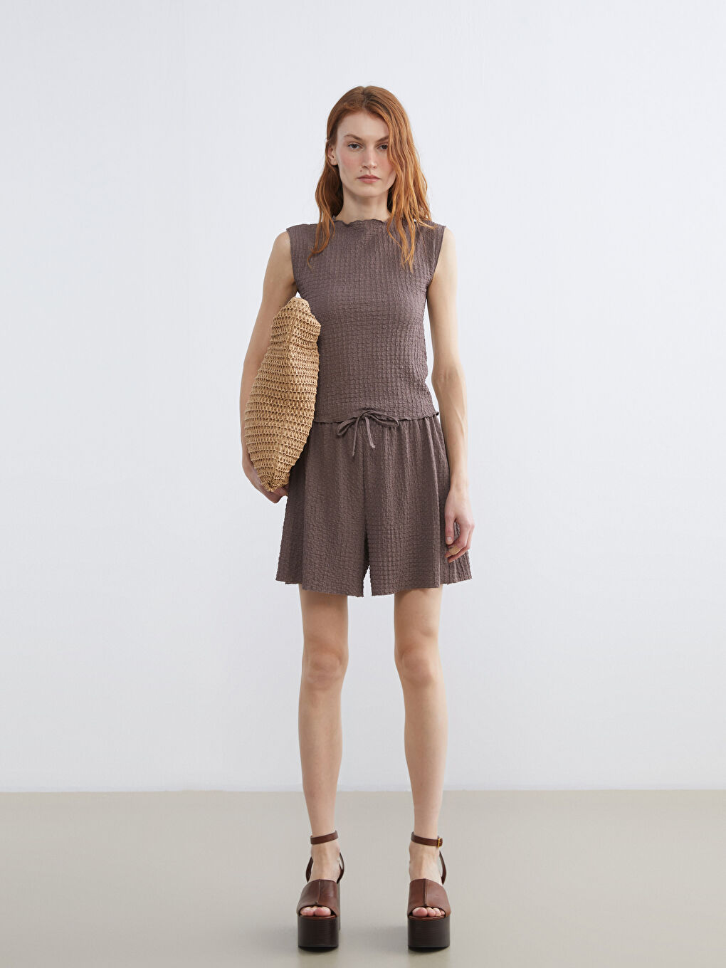 Kahverengi Bisiklet Yaka Dokulu Bluz-1