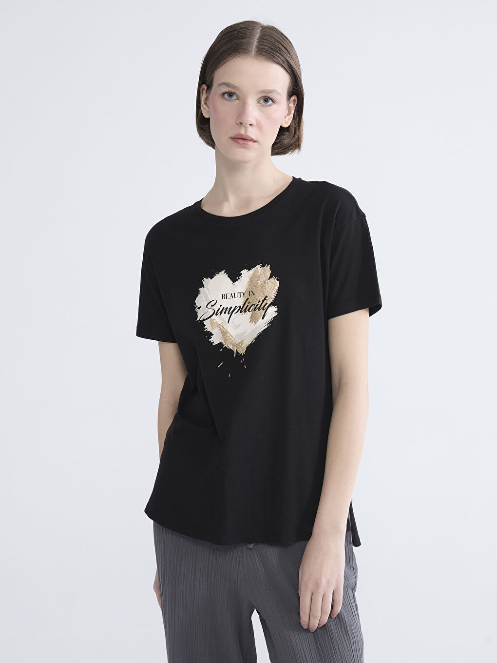 Әйелдер қара Футболка