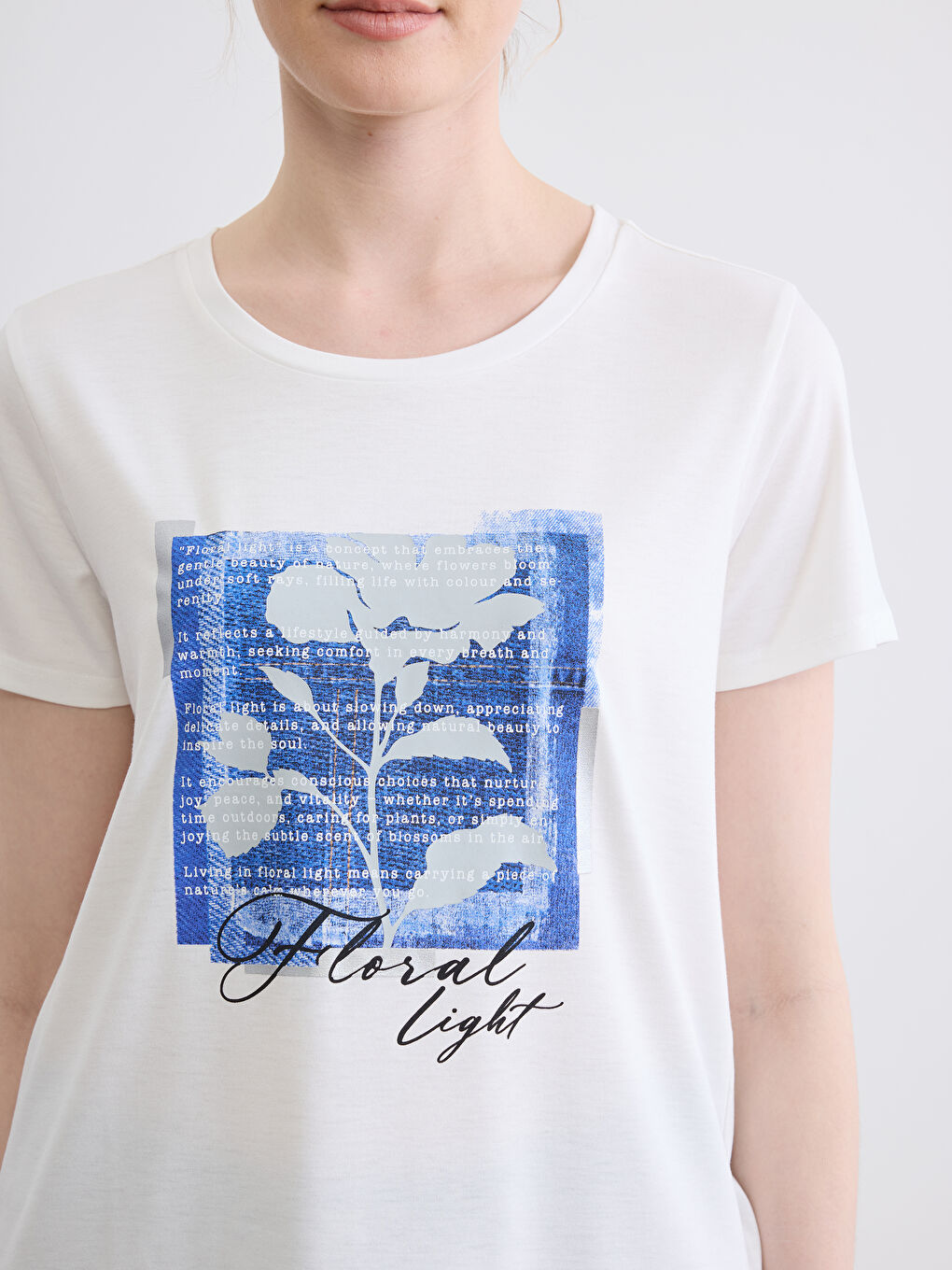 Crew Neck Printed Women's T-Shirt-2