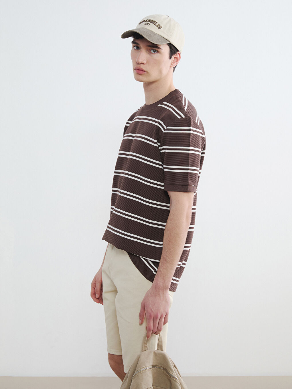 Kahverengi Bisiklet Yaka Çizgili Erkek Tişört
