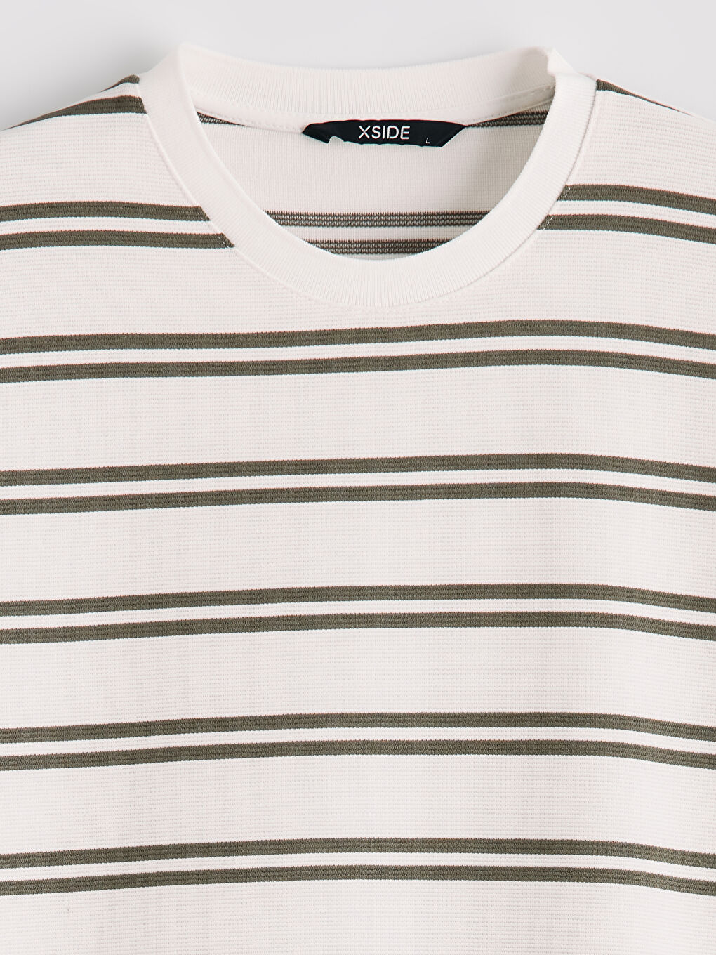 Haki Bisiklet Yaka Çizgili Erkek Tişört-5