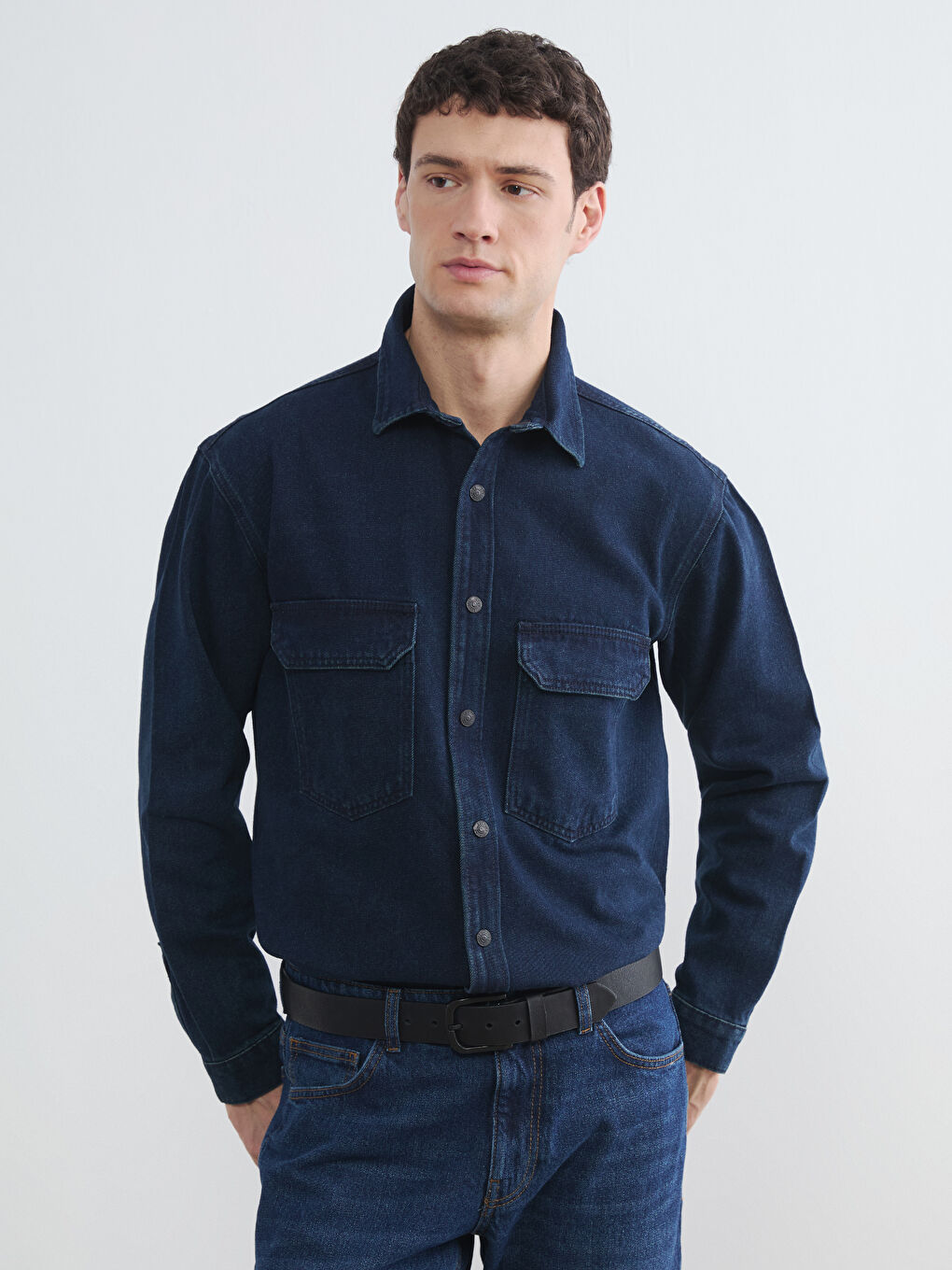 İndigo Rahat Kalıp Erkek Jean Gömlek