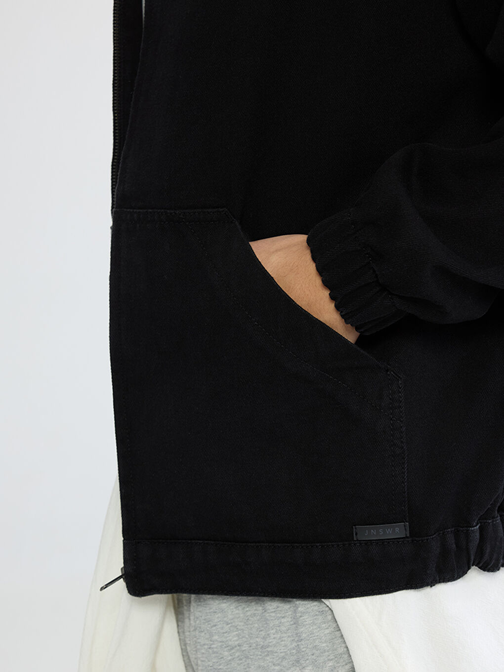 Siyah Rahat Kalıp Kapüşonlu Erkek Jean Mont-2