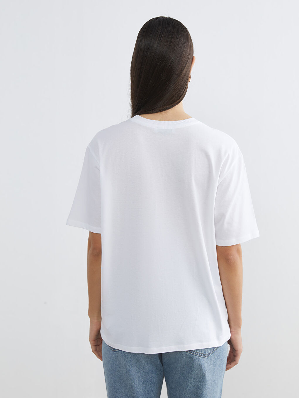 Oversized Crew Neck Women's T-shirt with Italian Print-3