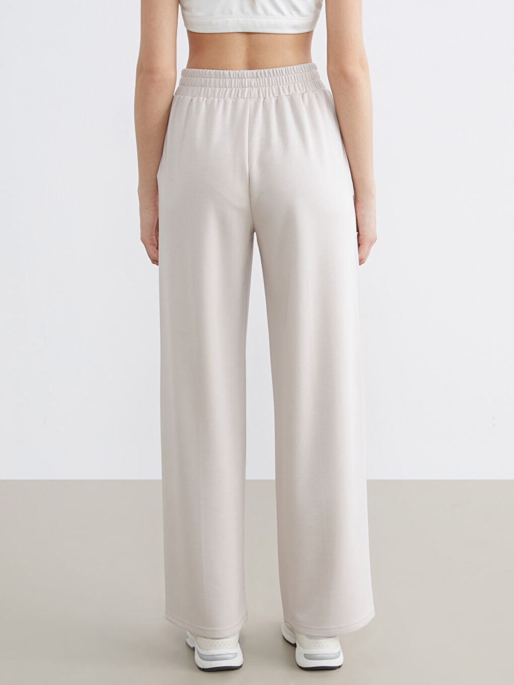 Elastic Waist Wide Leg Women's Sweatpants-3