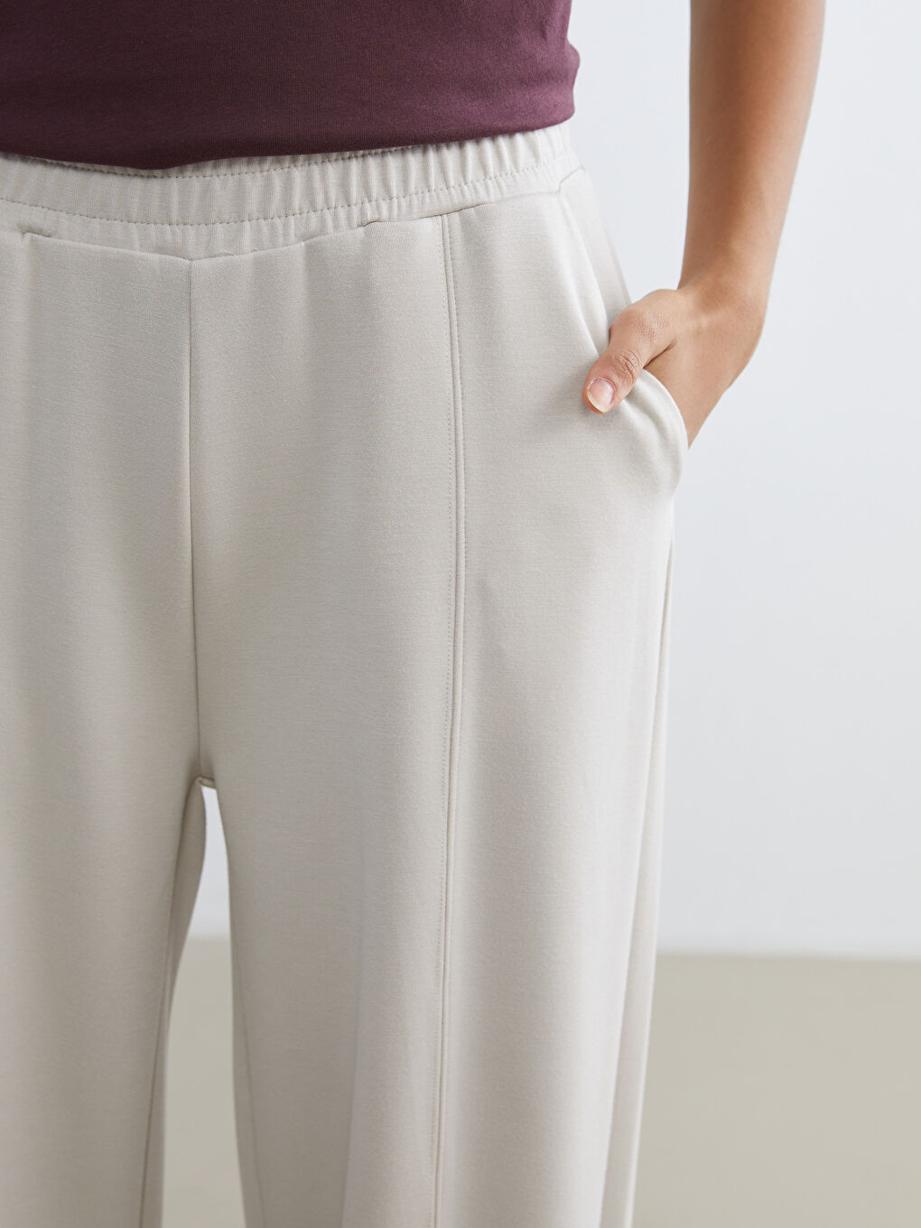 بنطال رياضي بيج امرأة-2