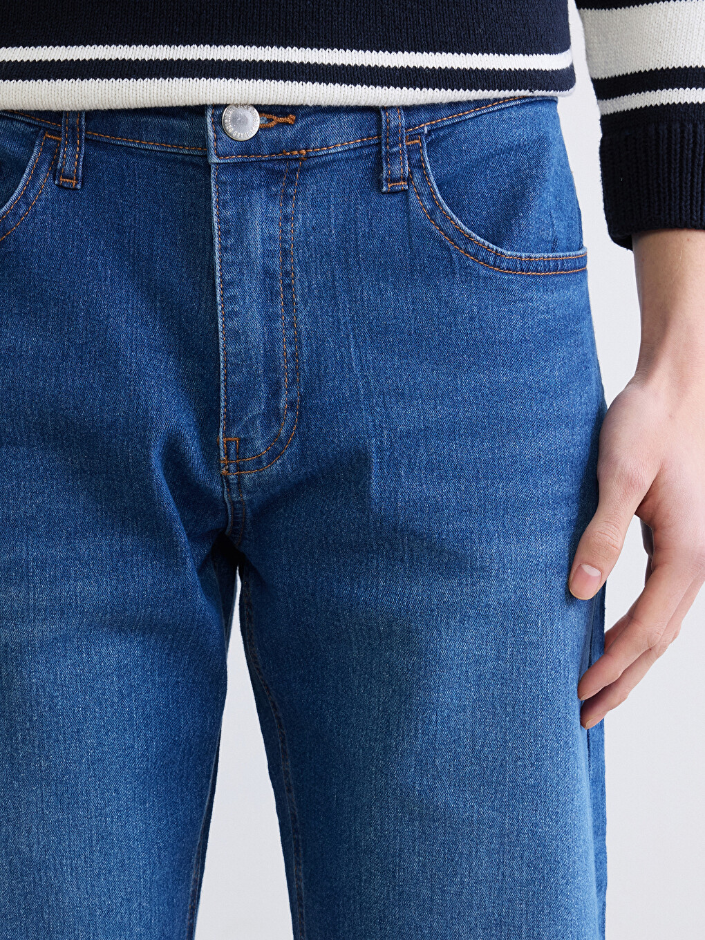 Regular Fit Men's Jean Shorts-2