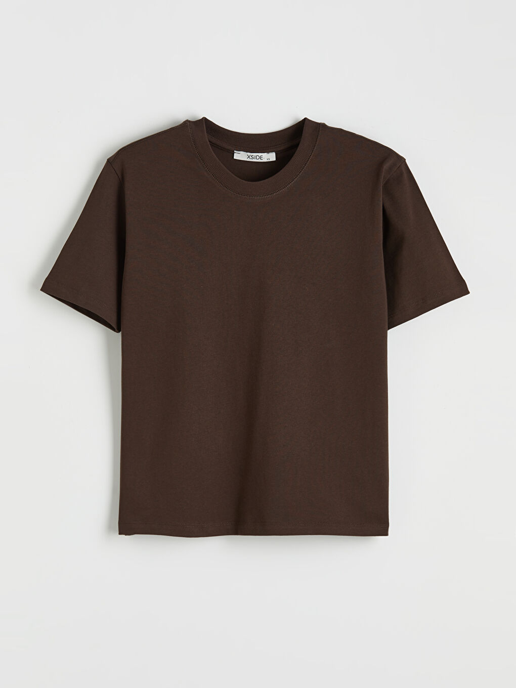 تيشيرت برقبة دائرية للسيدات