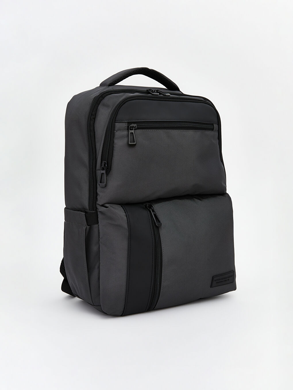 جانتای پشتەوە خۆڵه‌مێشی پیاو