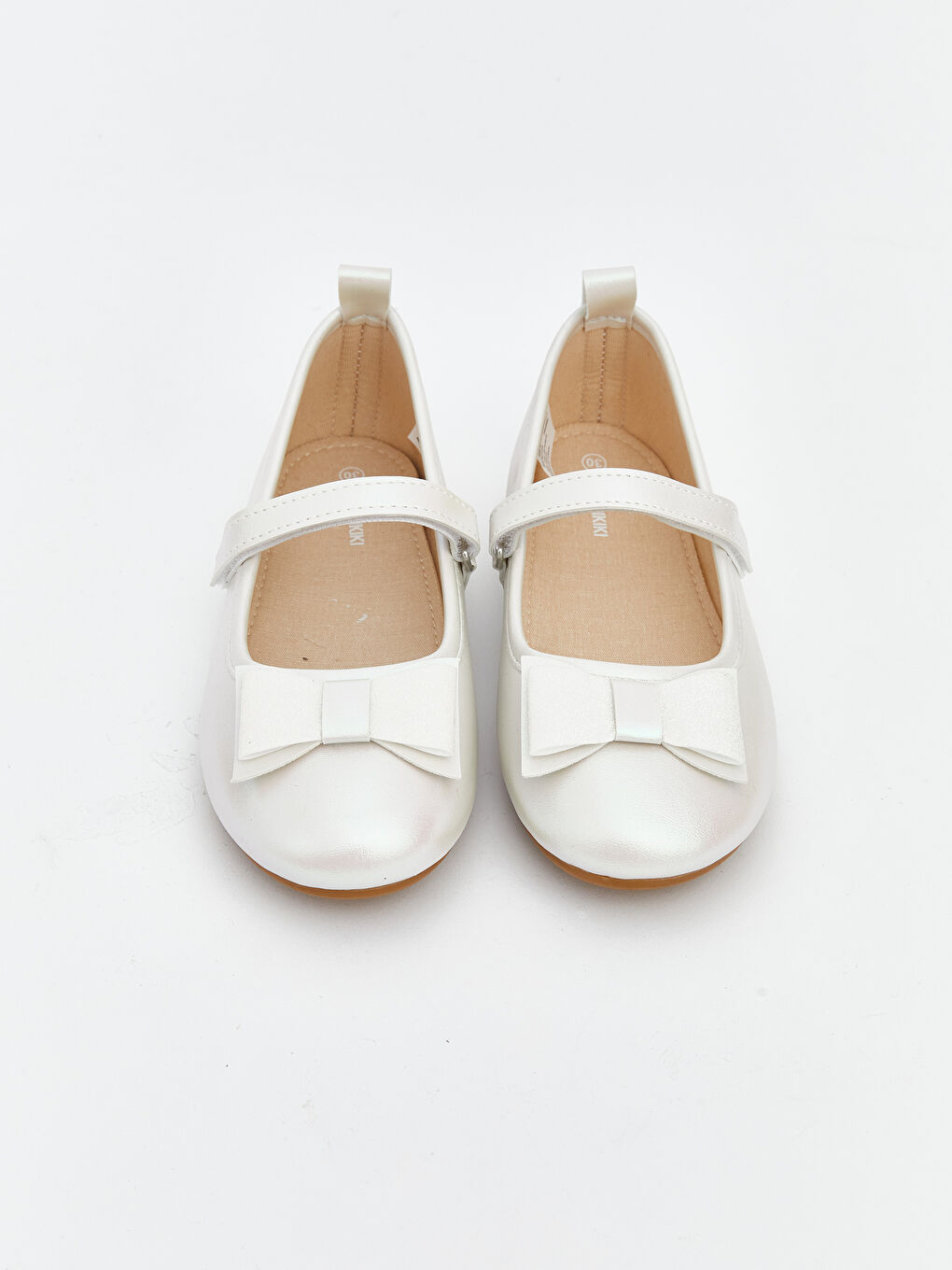 Ekru Fiyonk Detaylı Kız Bebek Babet -2