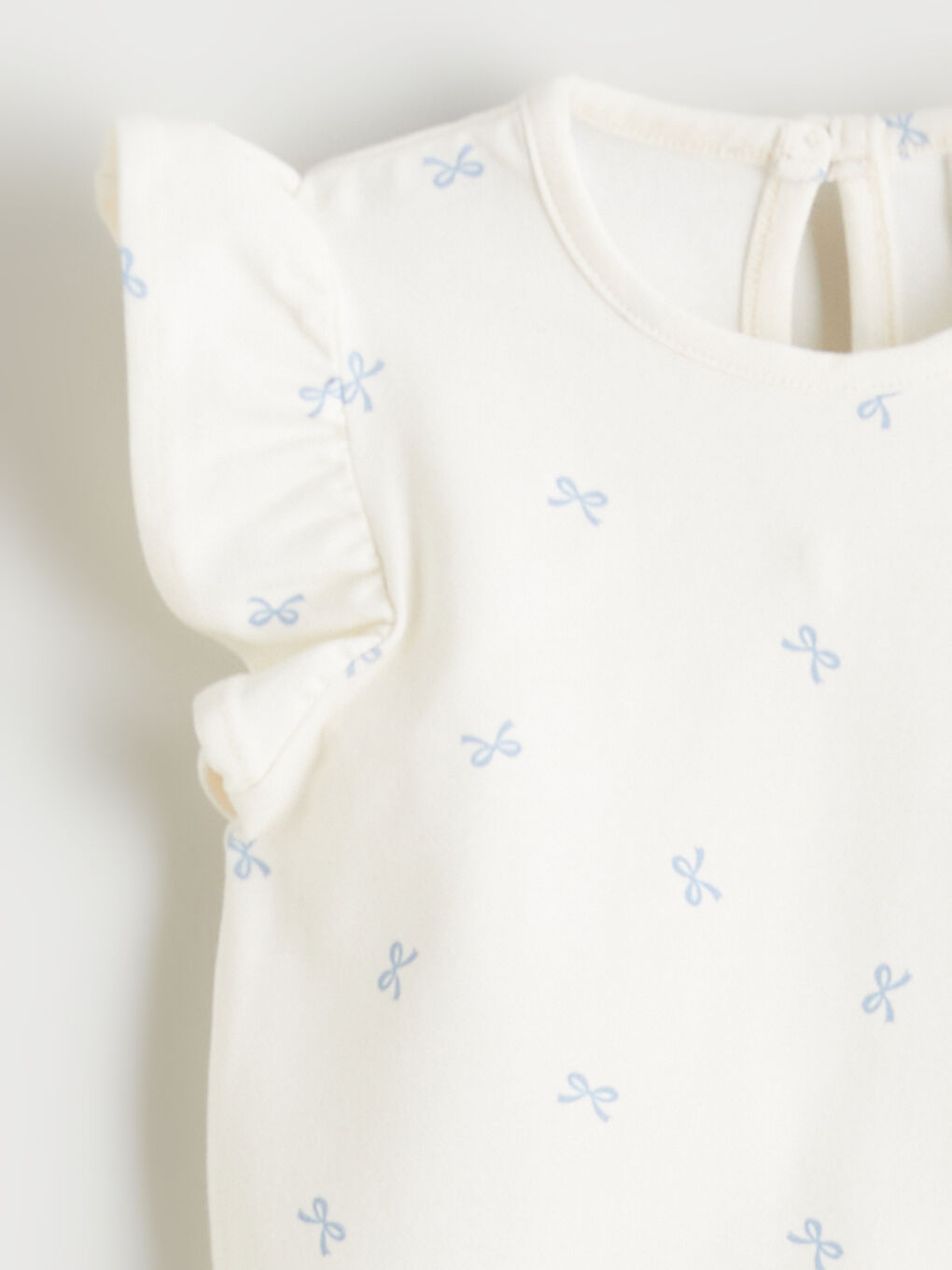 Fiyonk Desenli Fırfırlı Kız Bebek Bluz ve Şort-2