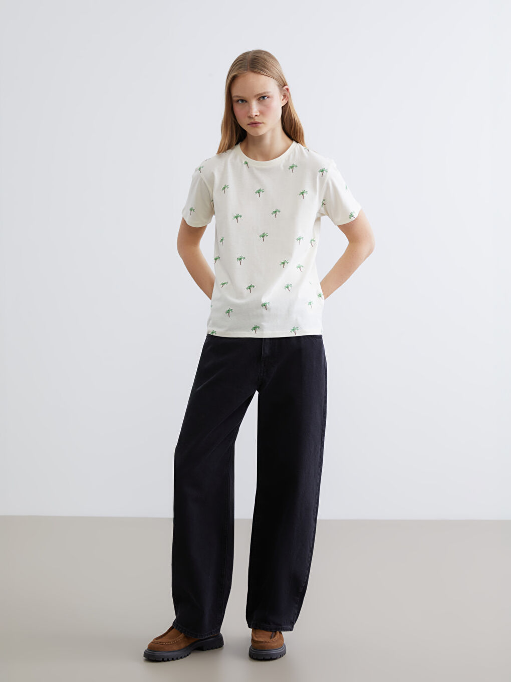 Palm Print Crew Neck Tee-1