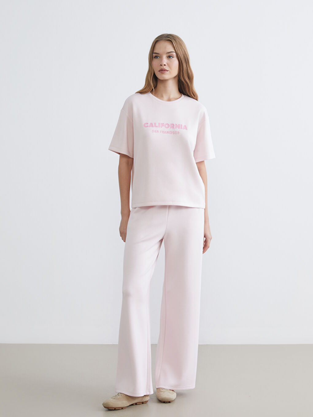 Әйелдер қызғылт Футболка-1