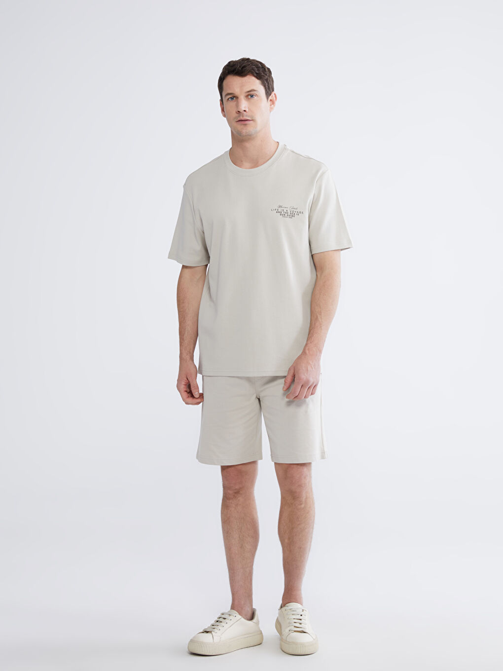 Мъжка тениска от интерлок с кръгло деколте и щампа-1