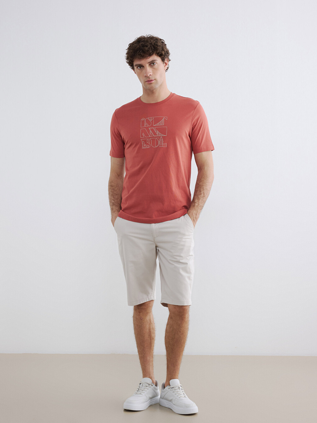 Crew Neck Istanbul Printed Men's T-Shirt-1