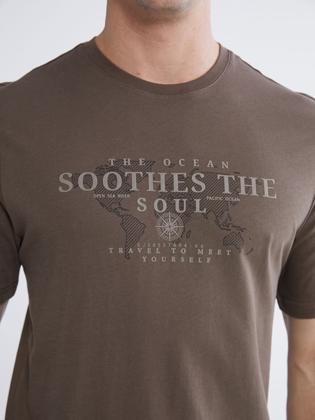 Kahverengi Bisiklet Yaka Baskılı Penye Erkek Tişört-2