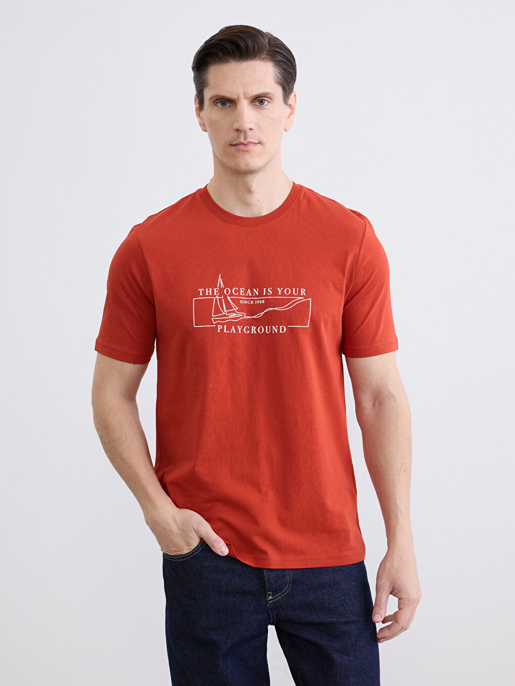Man ORANGE T-Shirt