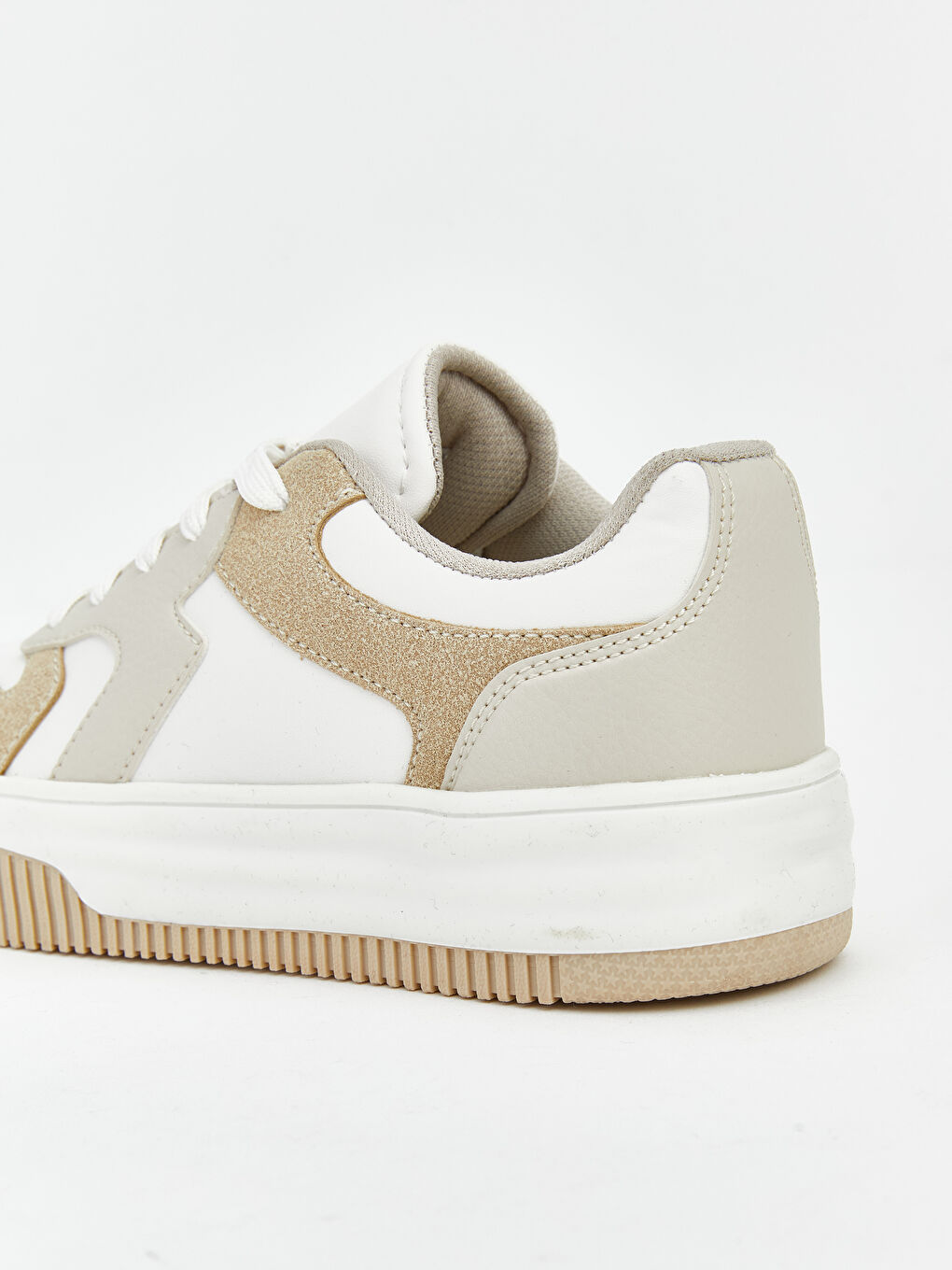 Bej Deri Görünümlü Kız Çocuk Spor Ayakkabı-4