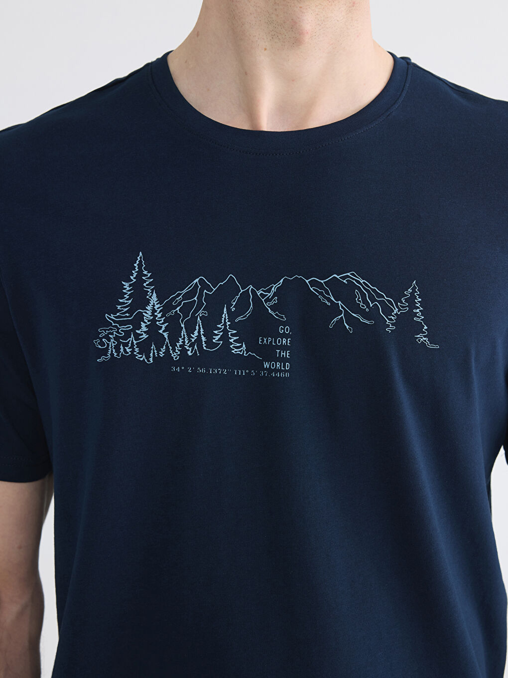 Lacivert Bisiklet Yaka Baskılı Erkek Tişört-2