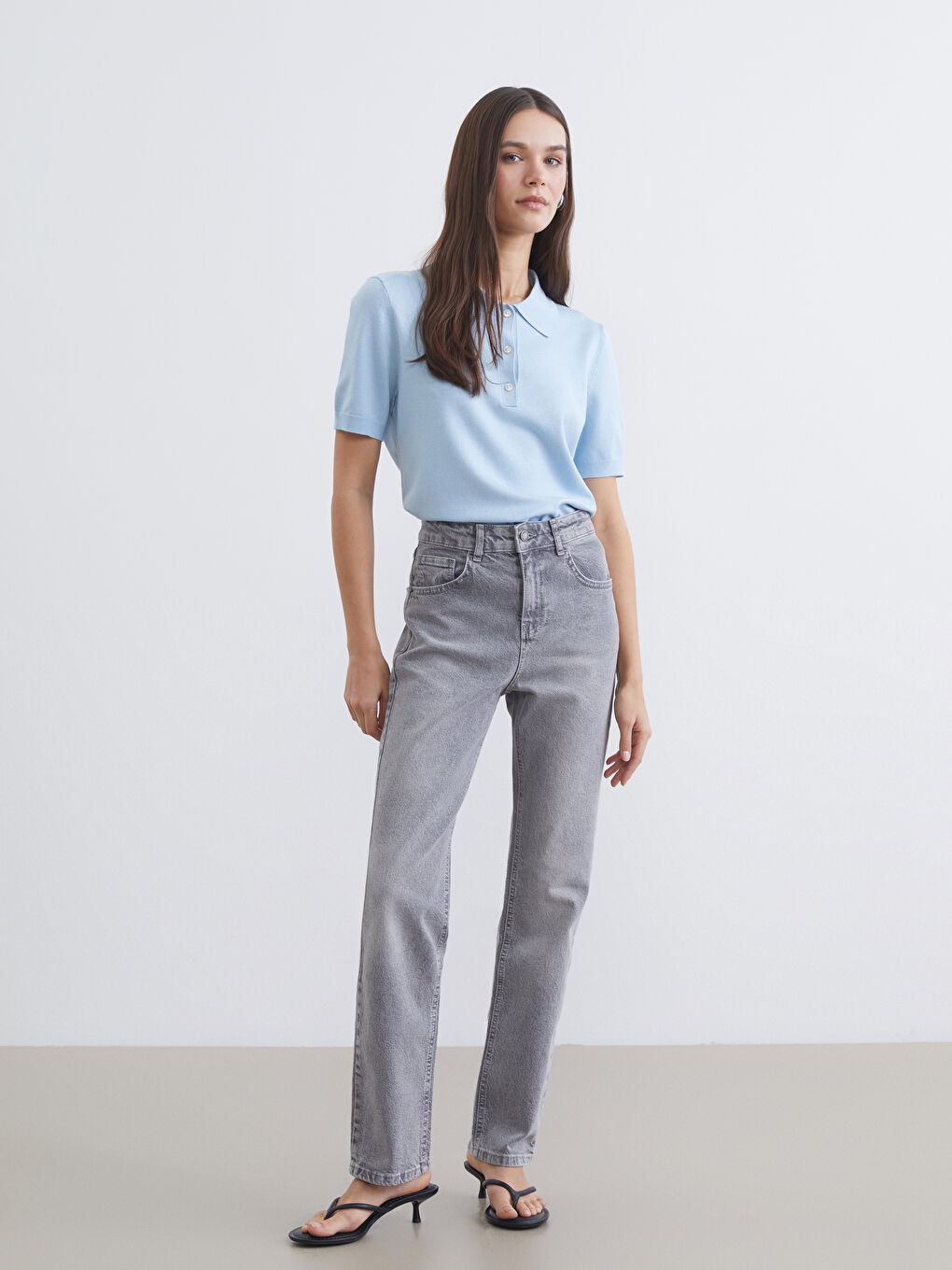 Gri Mom Fit Kadın Jean Pantolon